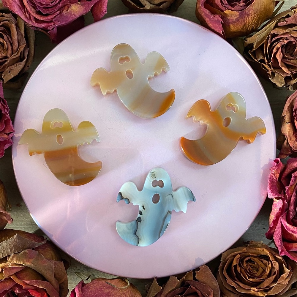 ✨ Agate Ghost 👻